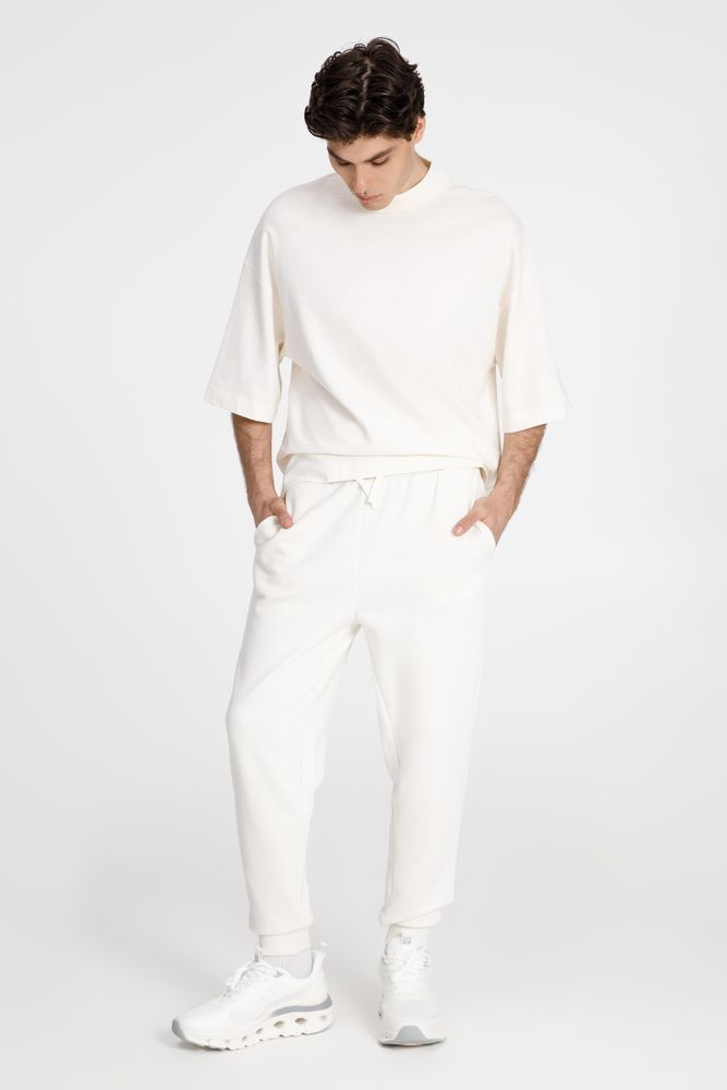 Джоггеры J2, молочно-белые в Перми